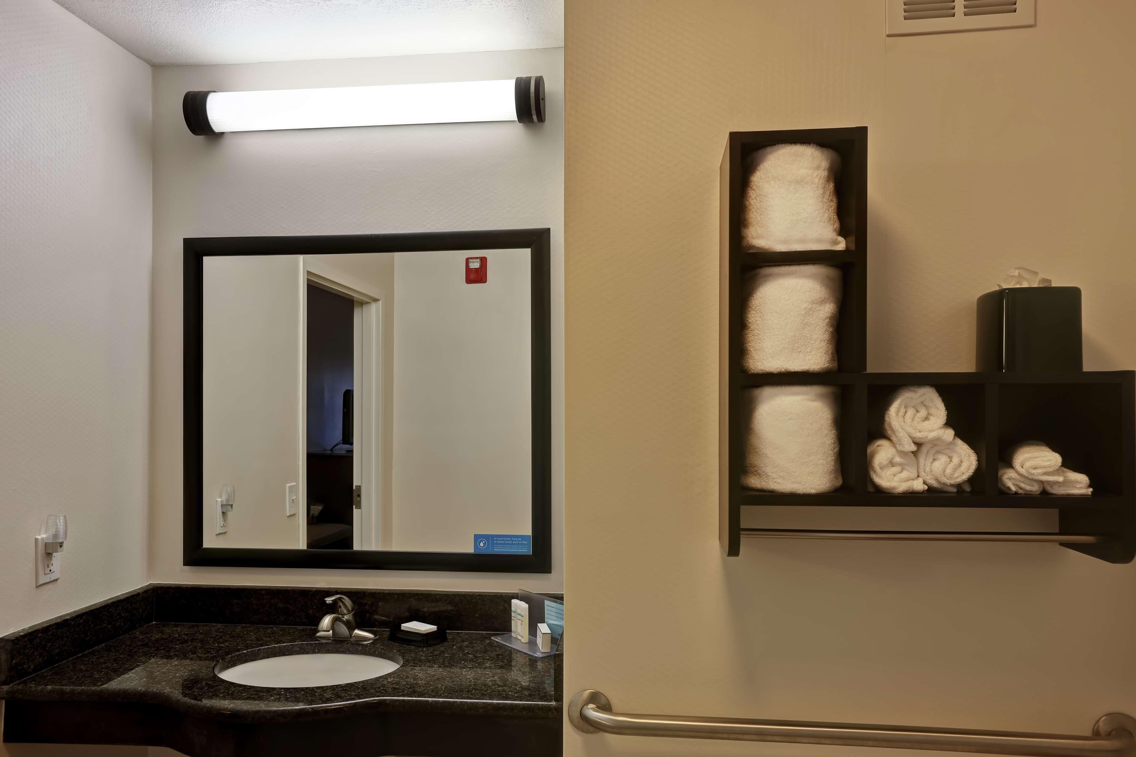 Hampton Inn Atlanta-Woodstock Zewnętrze zdjęcie