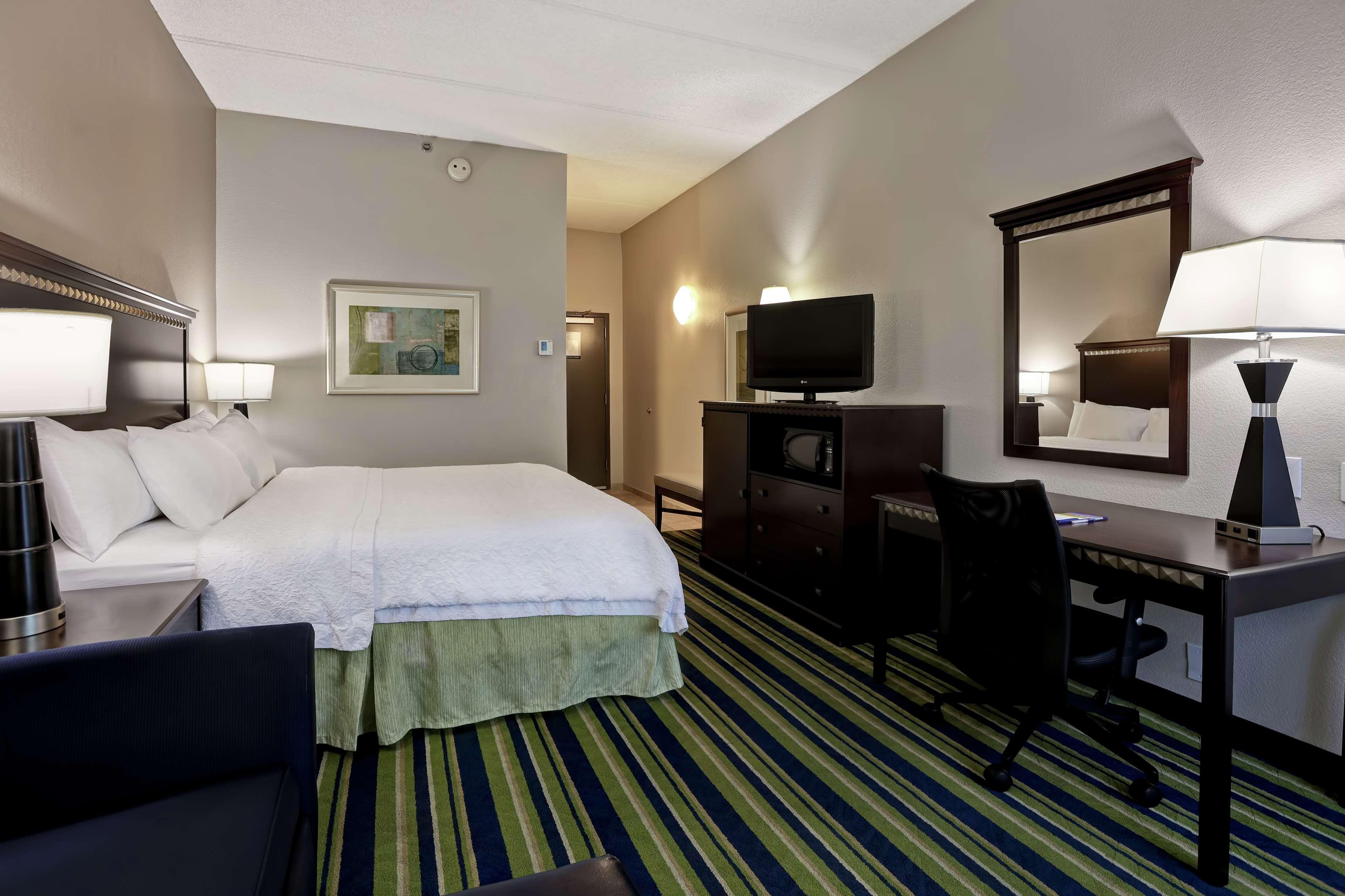 Hampton Inn Atlanta-Woodstock Zewnętrze zdjęcie